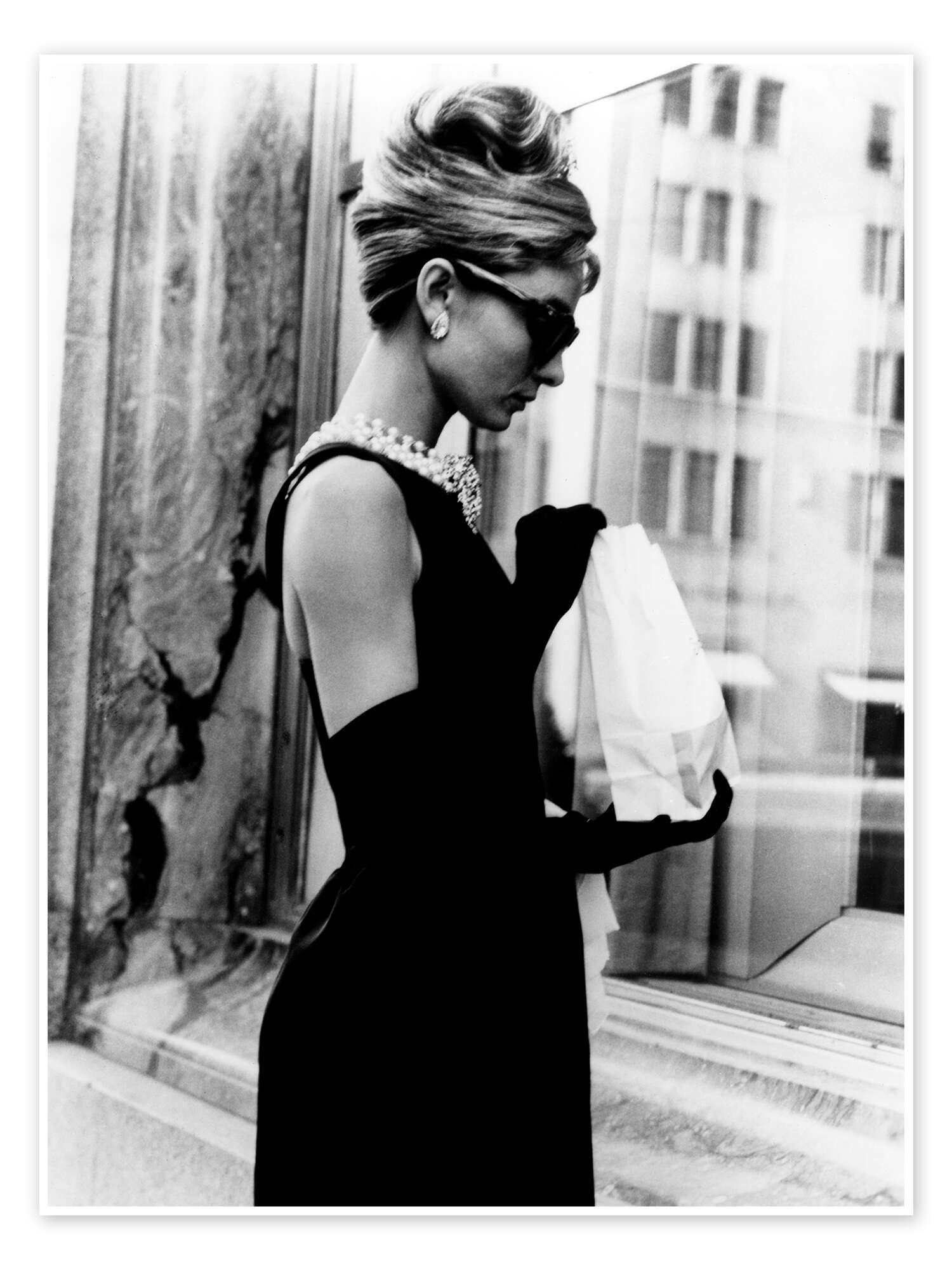 Breakfast at Tiffany's: An Iconic Vintage Audrey Hepburn Wall Art